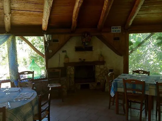 ベッド・アンド・ブレックファスト La Mandra 3*